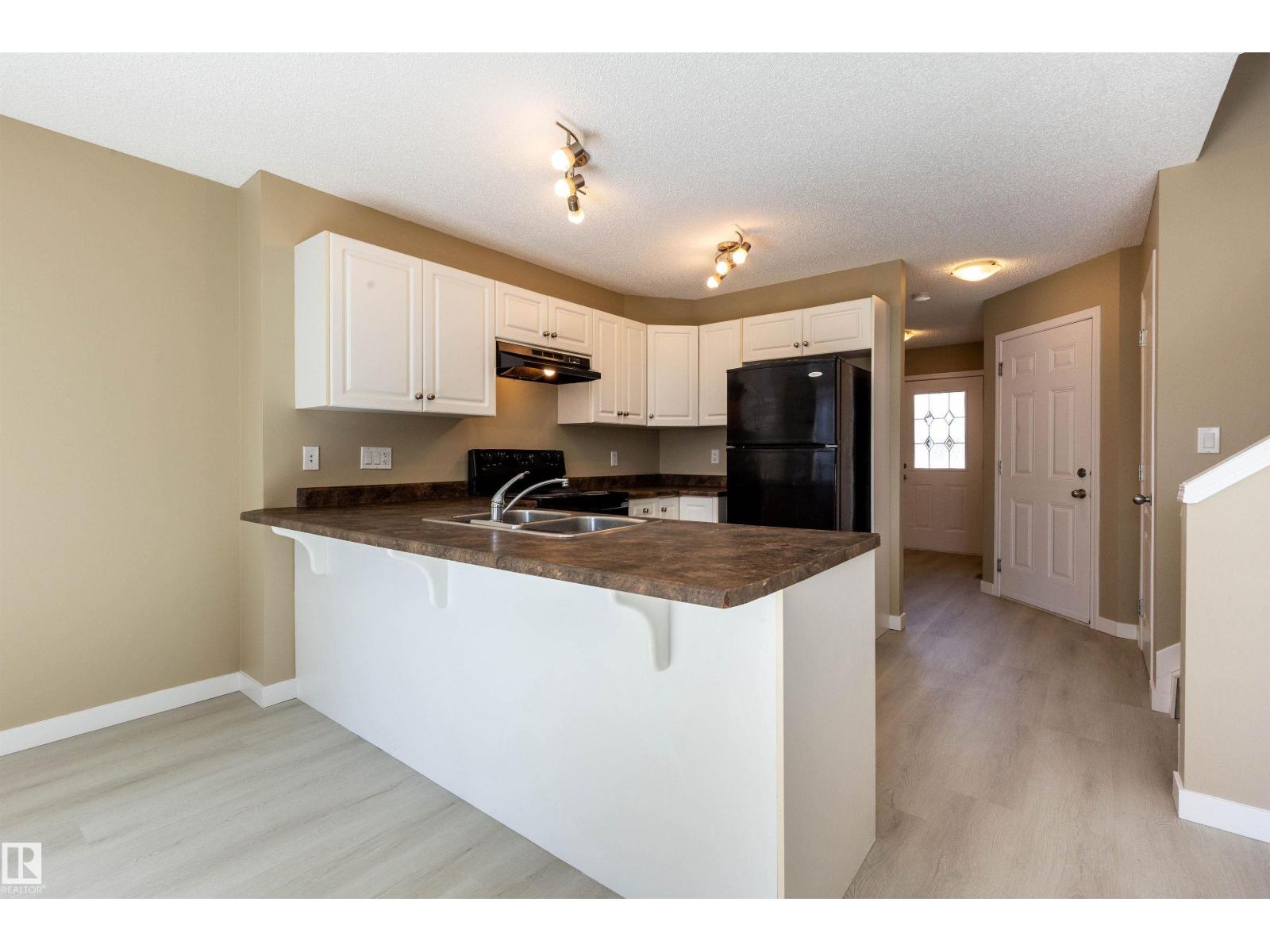#116 5001 62 St Property Photo 12