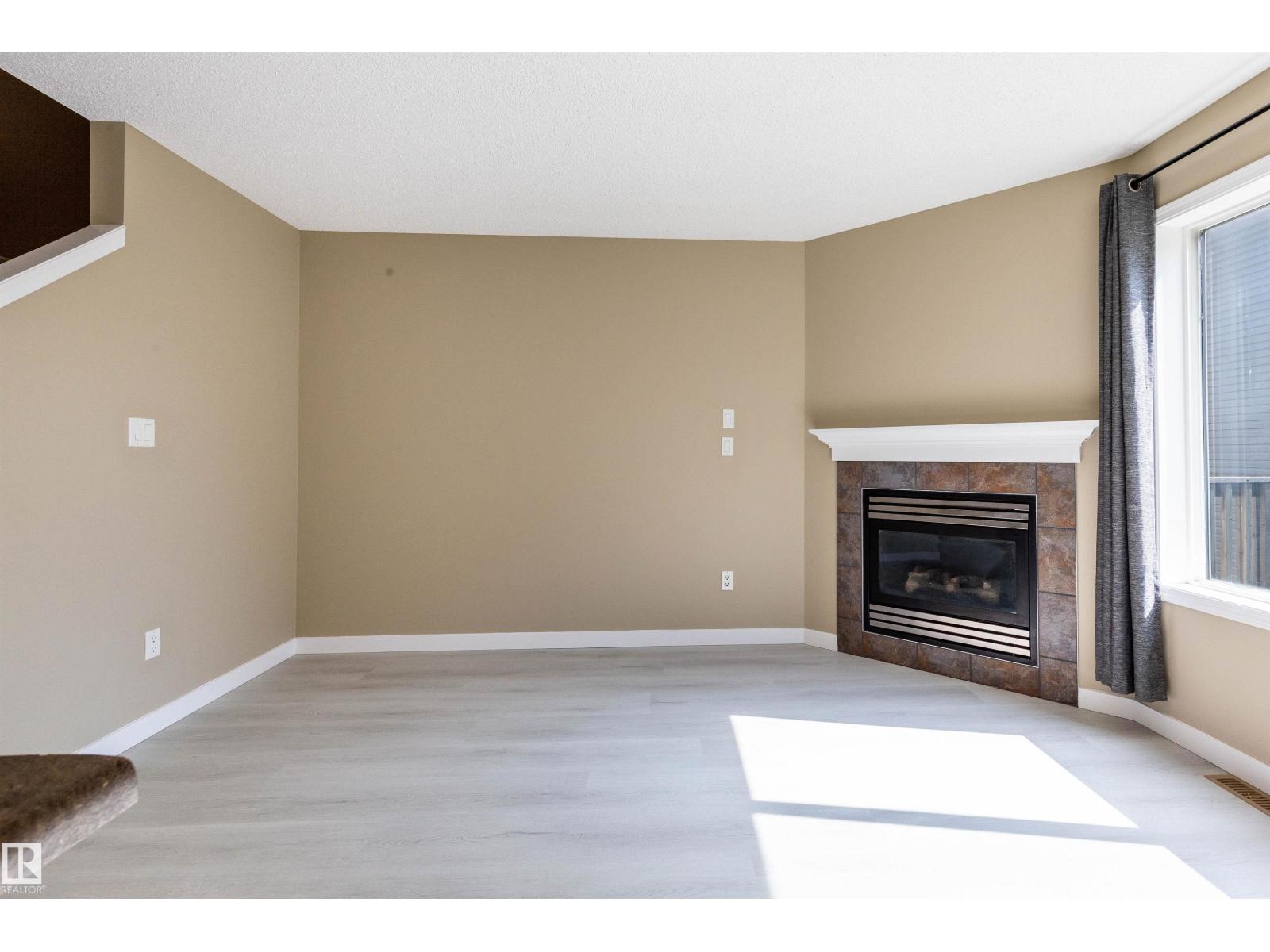 #116 5001 62 St Property Photo 14