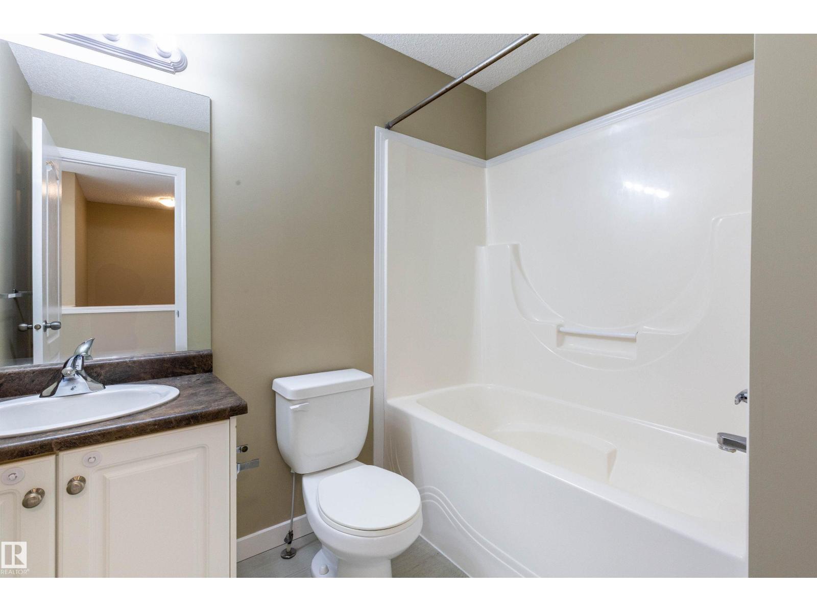 #116 5001 62 St Property Photo 27