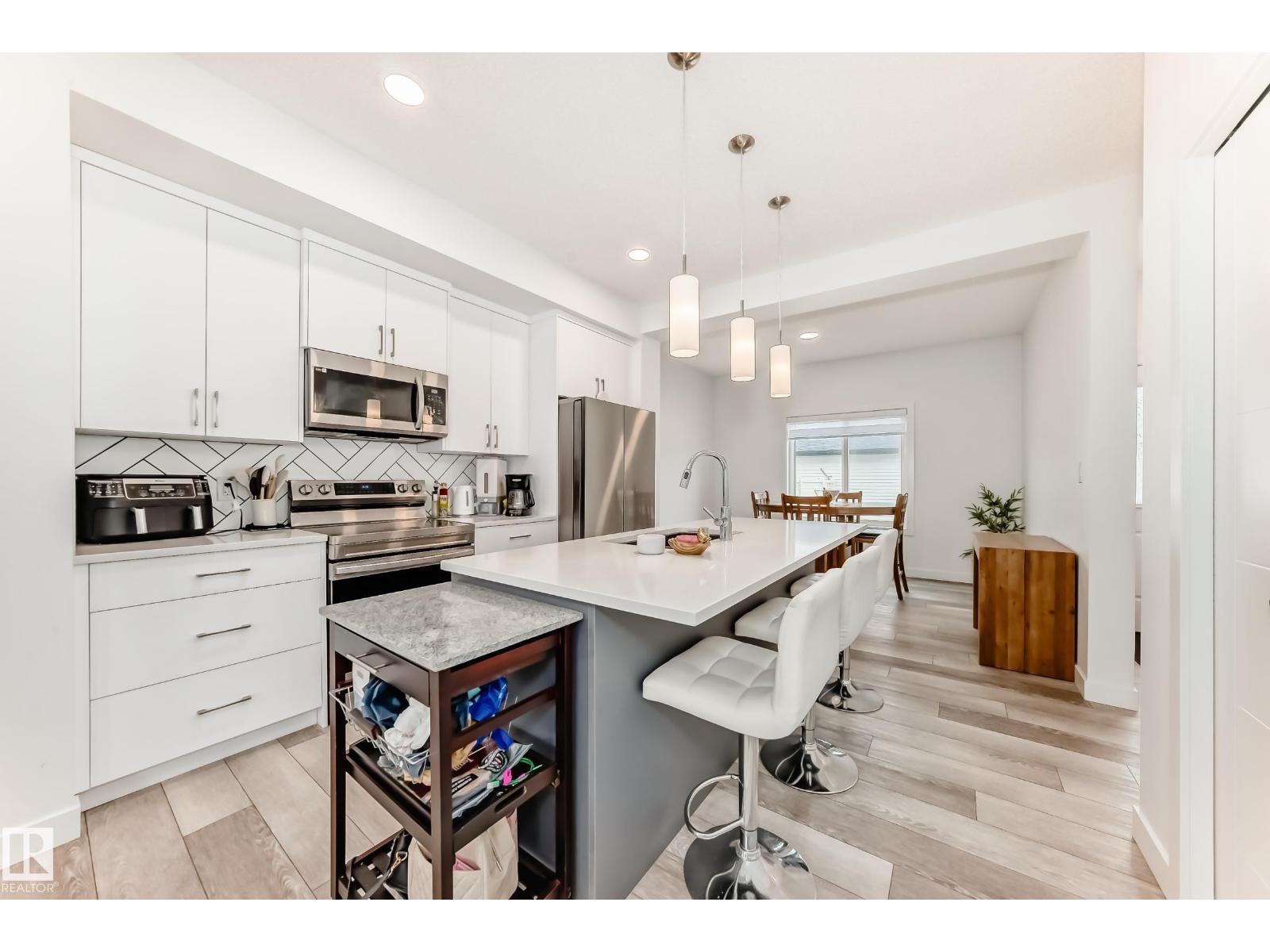 6620 46 Av Property Photo 6
