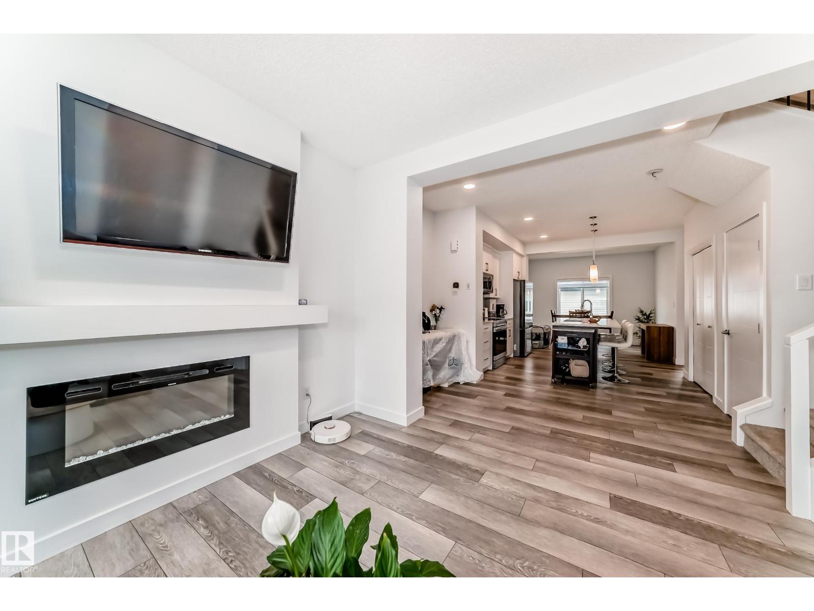 6620 46 Av Property Photo 18