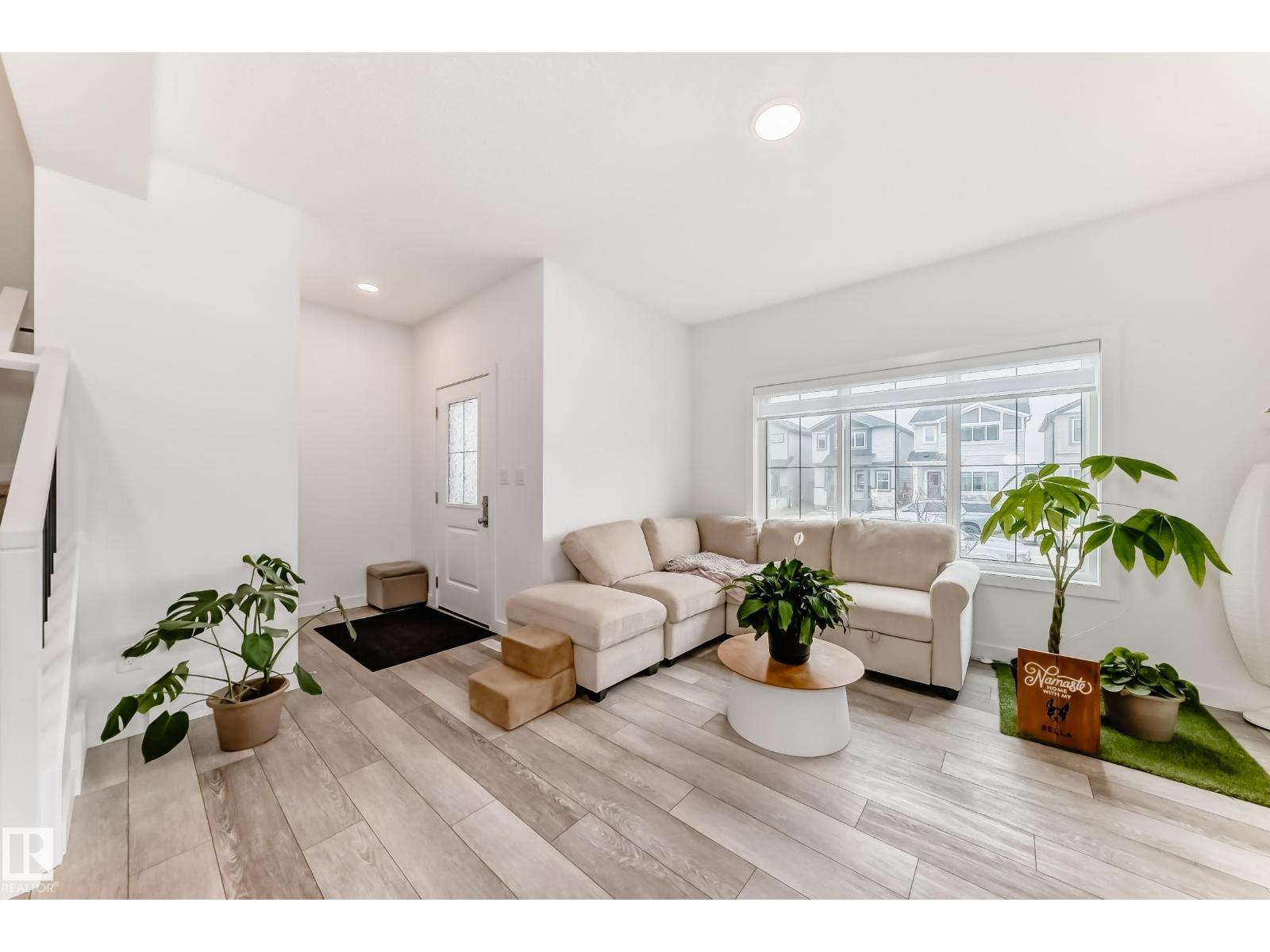 6620 46 Av Property Photo 21