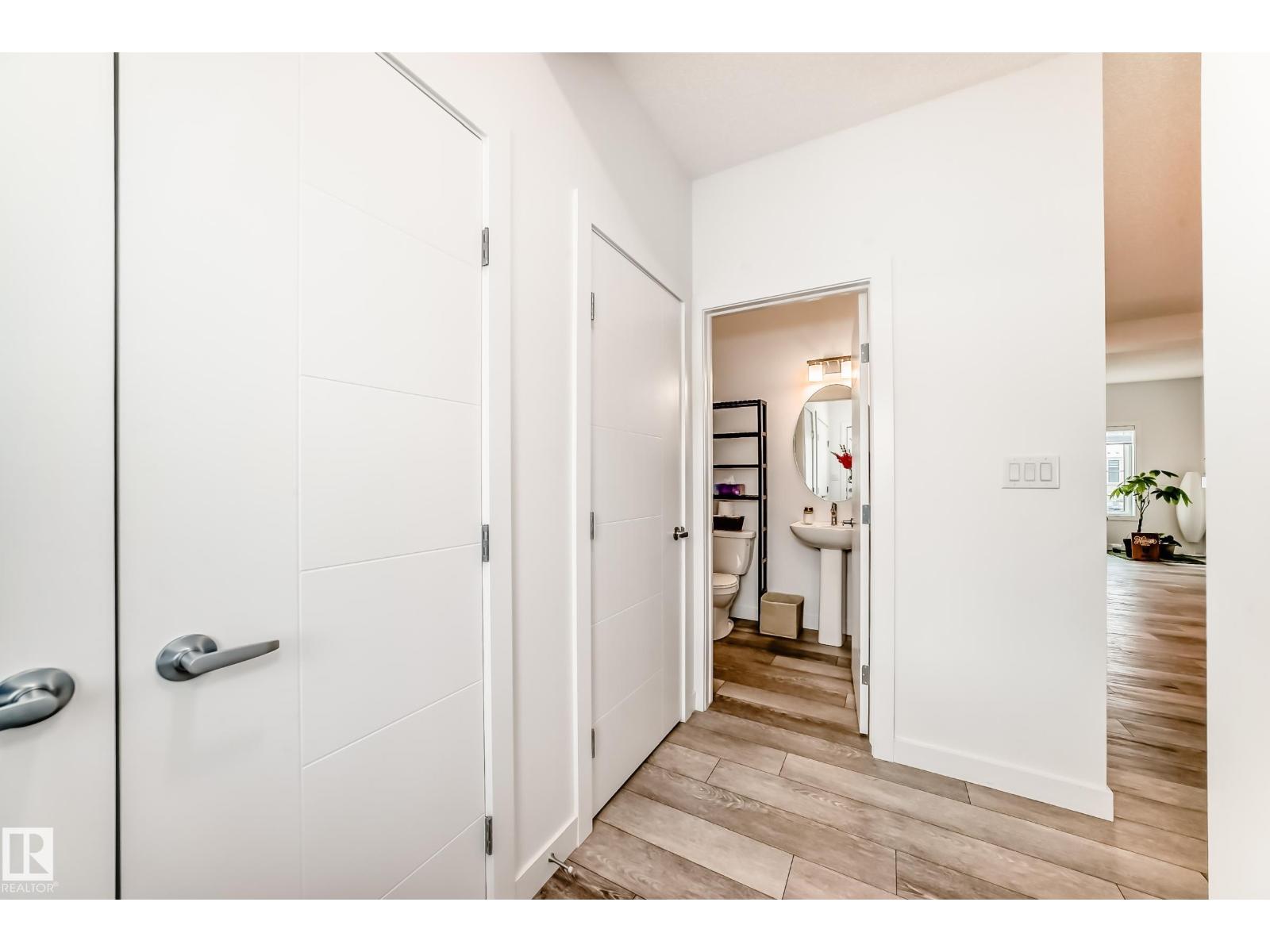 6620 46 Av Property Photo 25