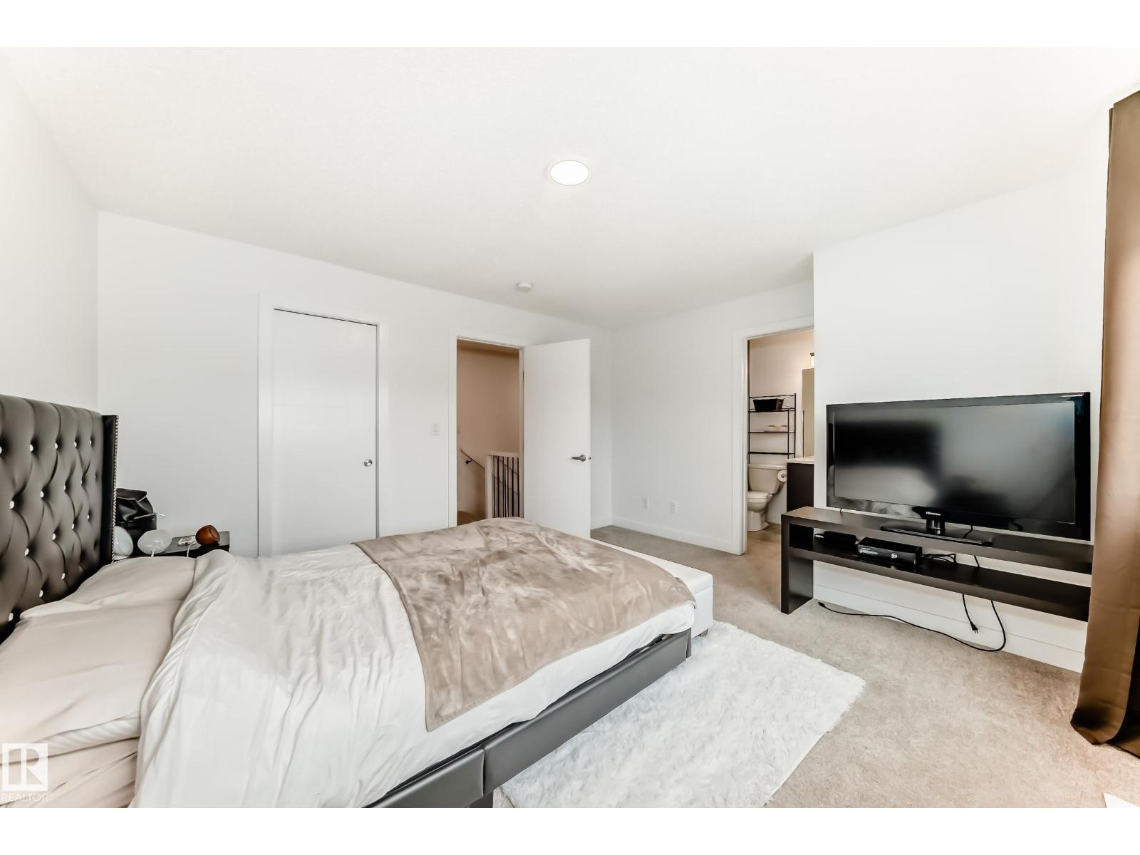 6620 46 Av Property Photo 28