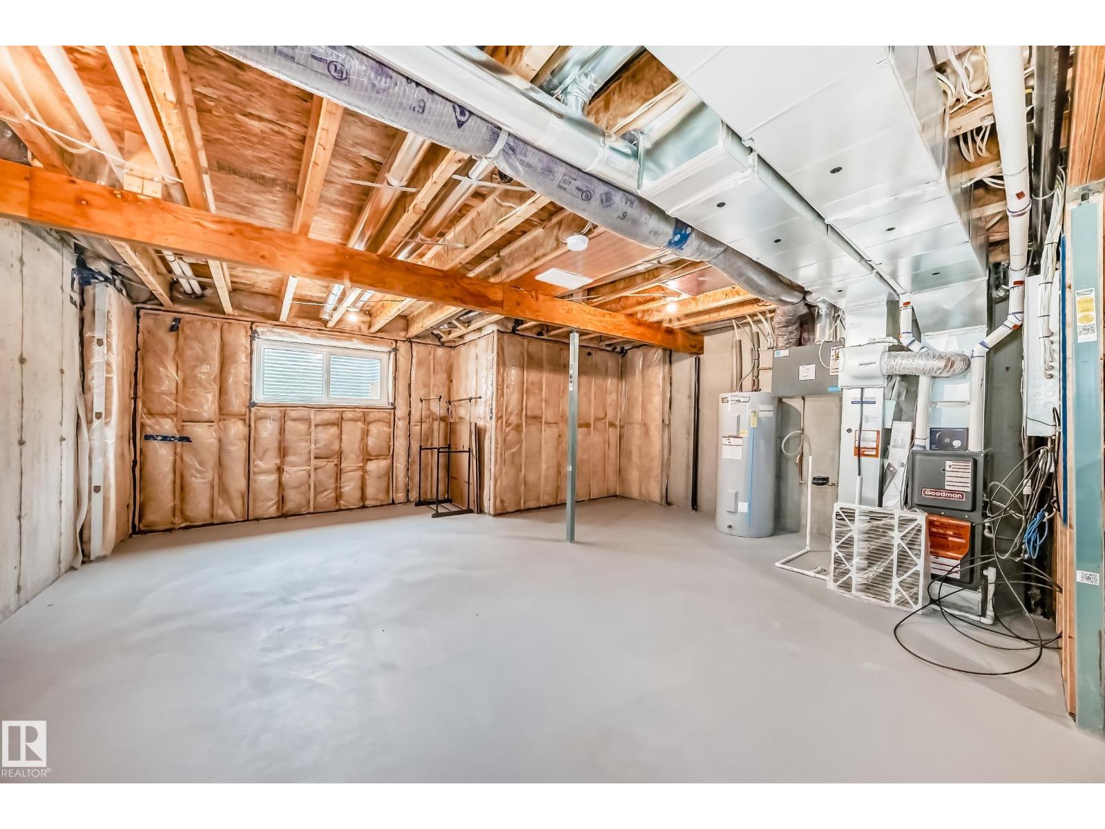 6620 46 Av Property Photo 38