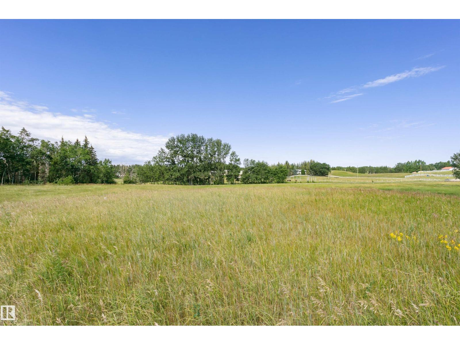 4808 50 Av Property Photo 3