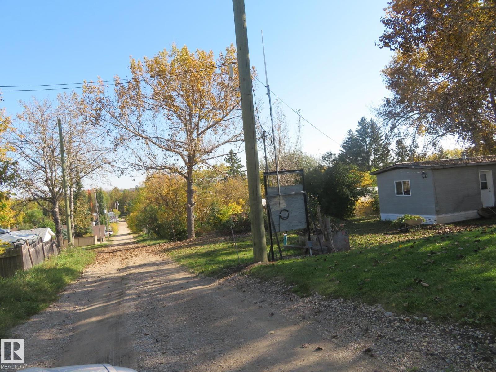 4808 50 Av Property Photo 9