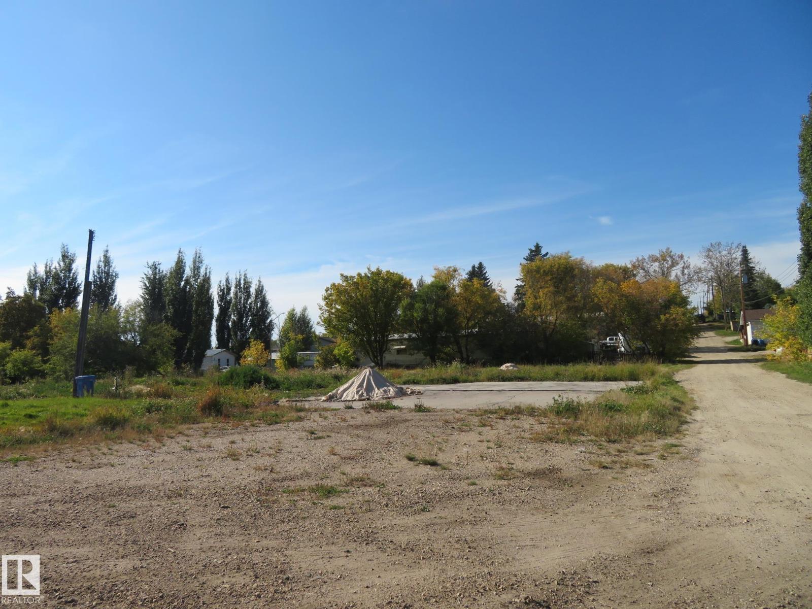 4808 50 Av Property Photo 10