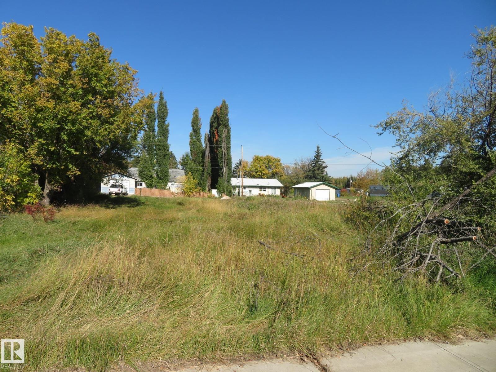 4808 50 Av Property Photo 13