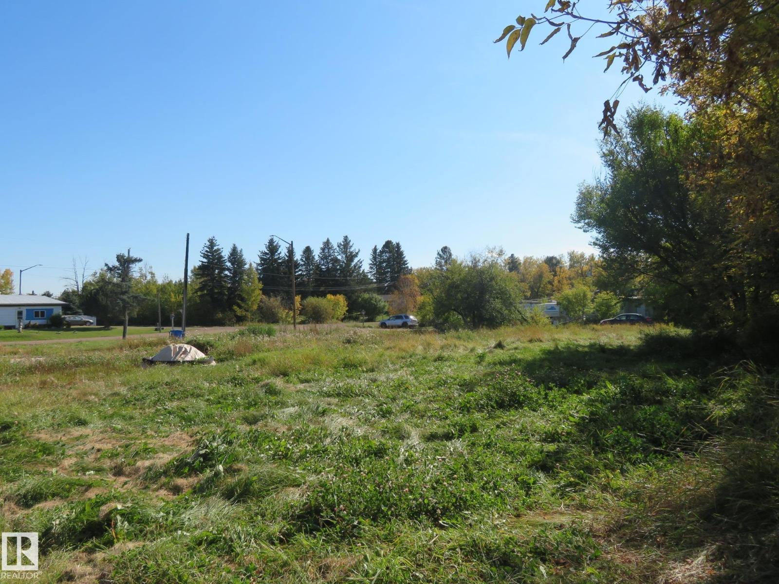 4808 50 Av Property Photo 15
