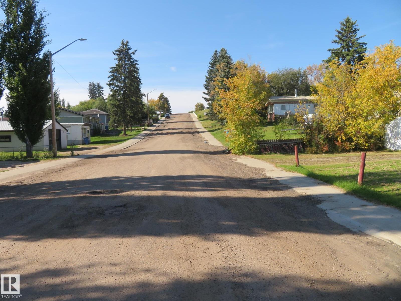 4808 50 Av Property Photo 17