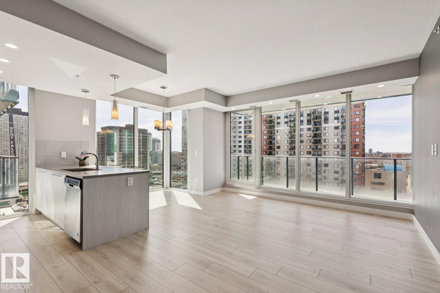 #1601 10180 103 St Nw Property Photo 10