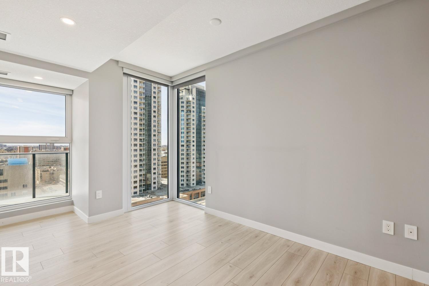 #1601 10180 103 St Nw Property Photo 17