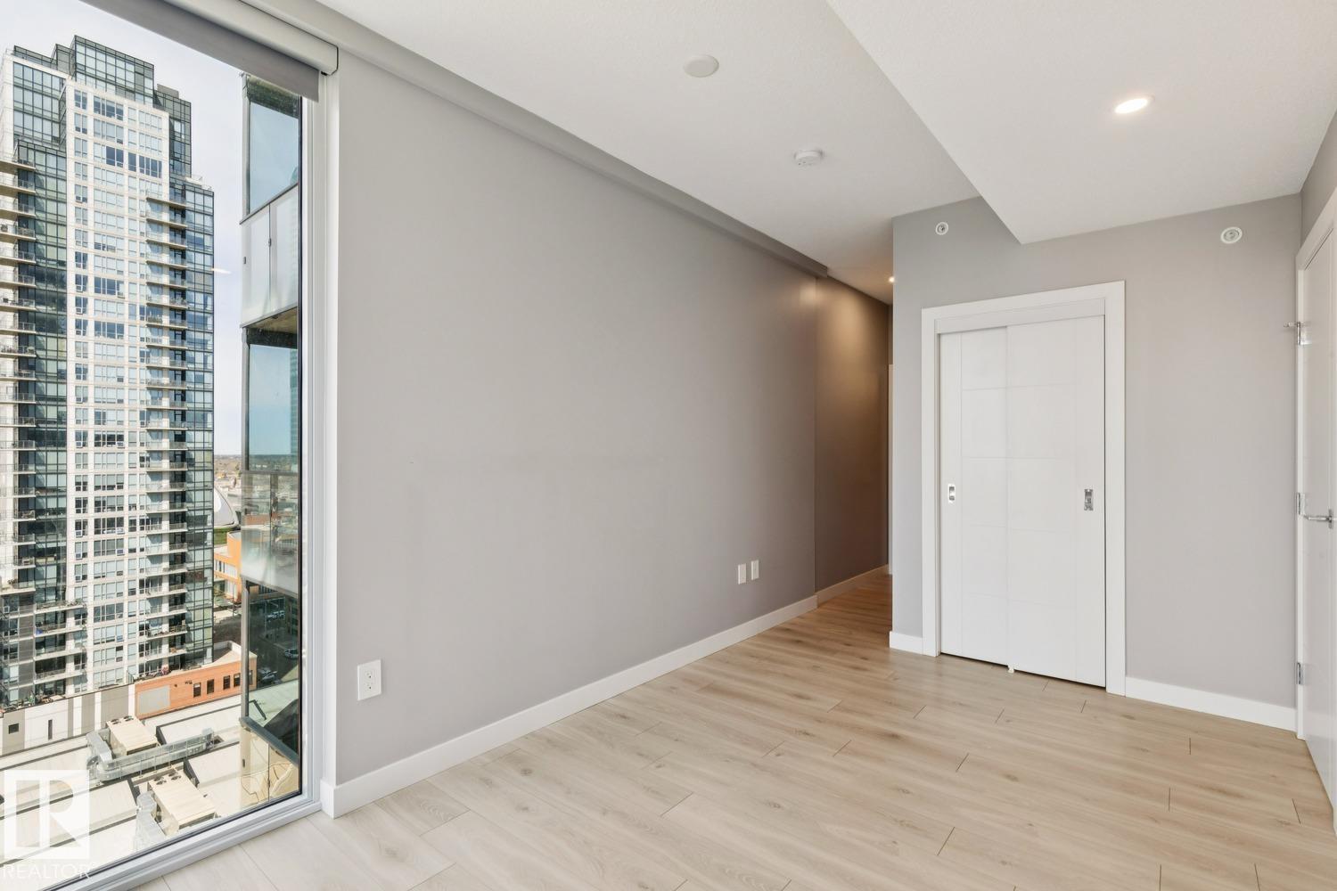 #1601 10180 103 St Nw Property Photo 18