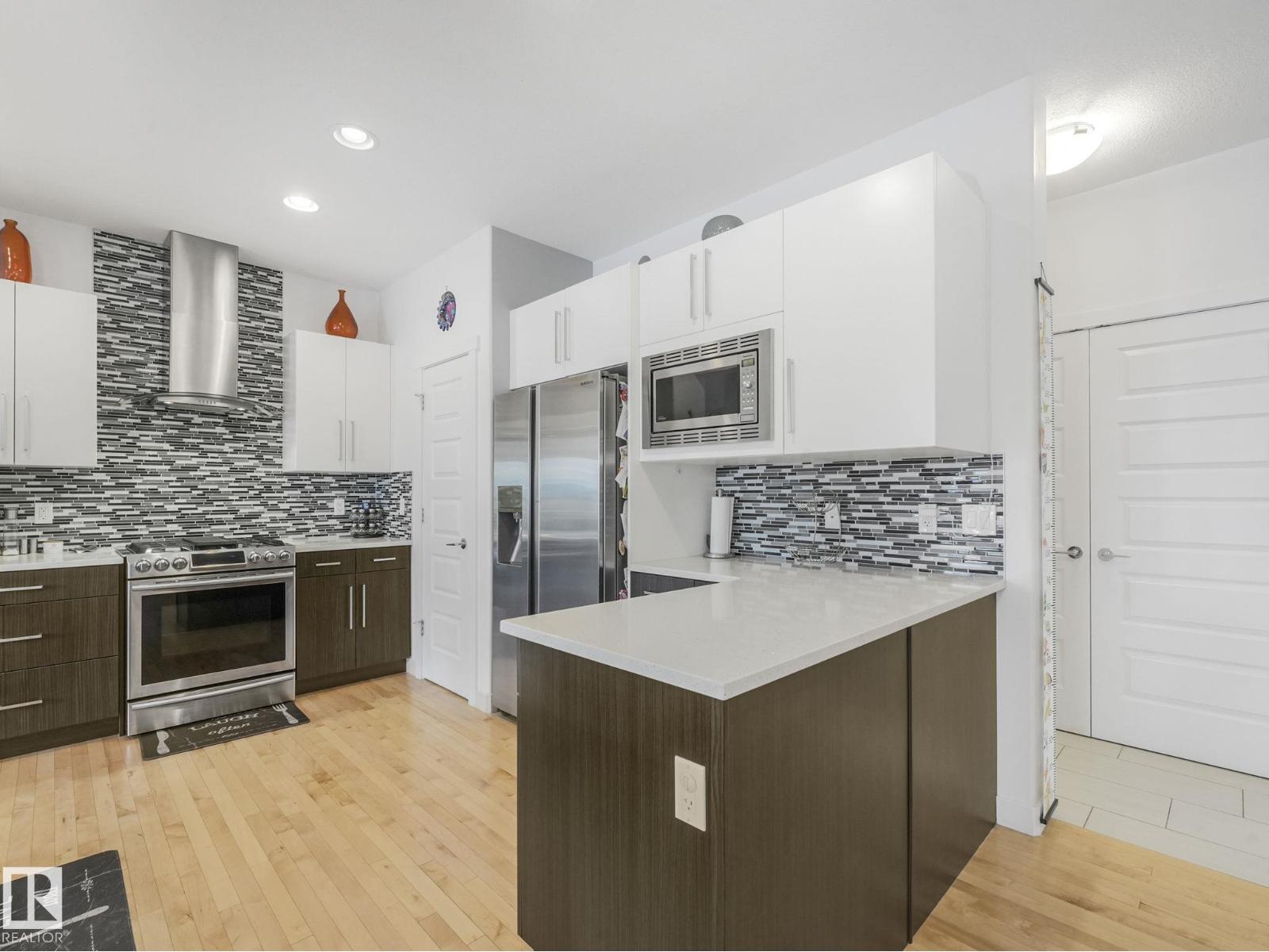 22522 98a Av Nw Property Photo 27