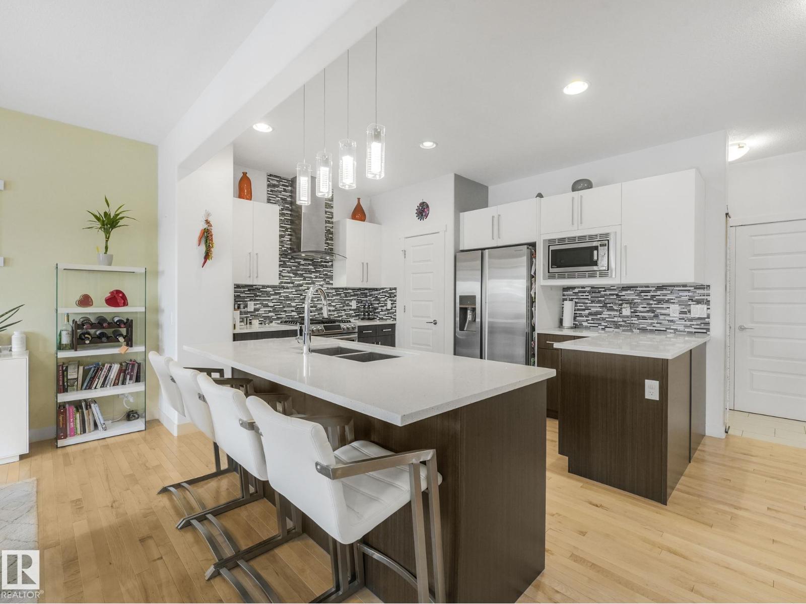 22522 98a Av Nw Property Photo 28