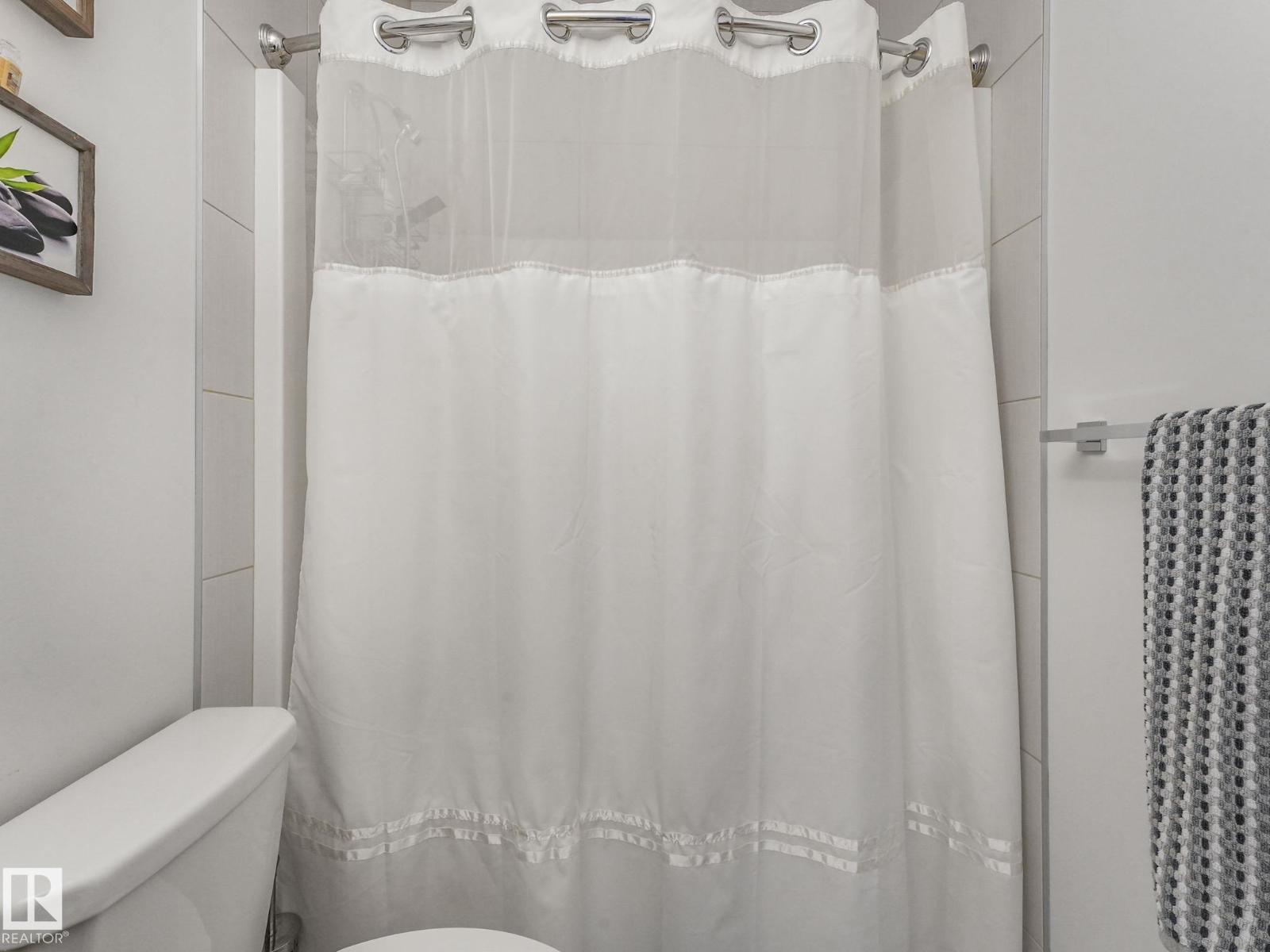 22522 98a Av Nw Property Photo 59