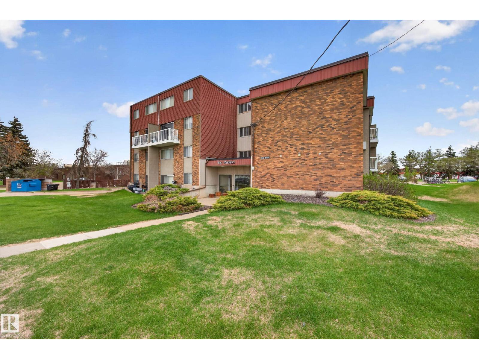 #209 4503 51 ST Property Photo 1