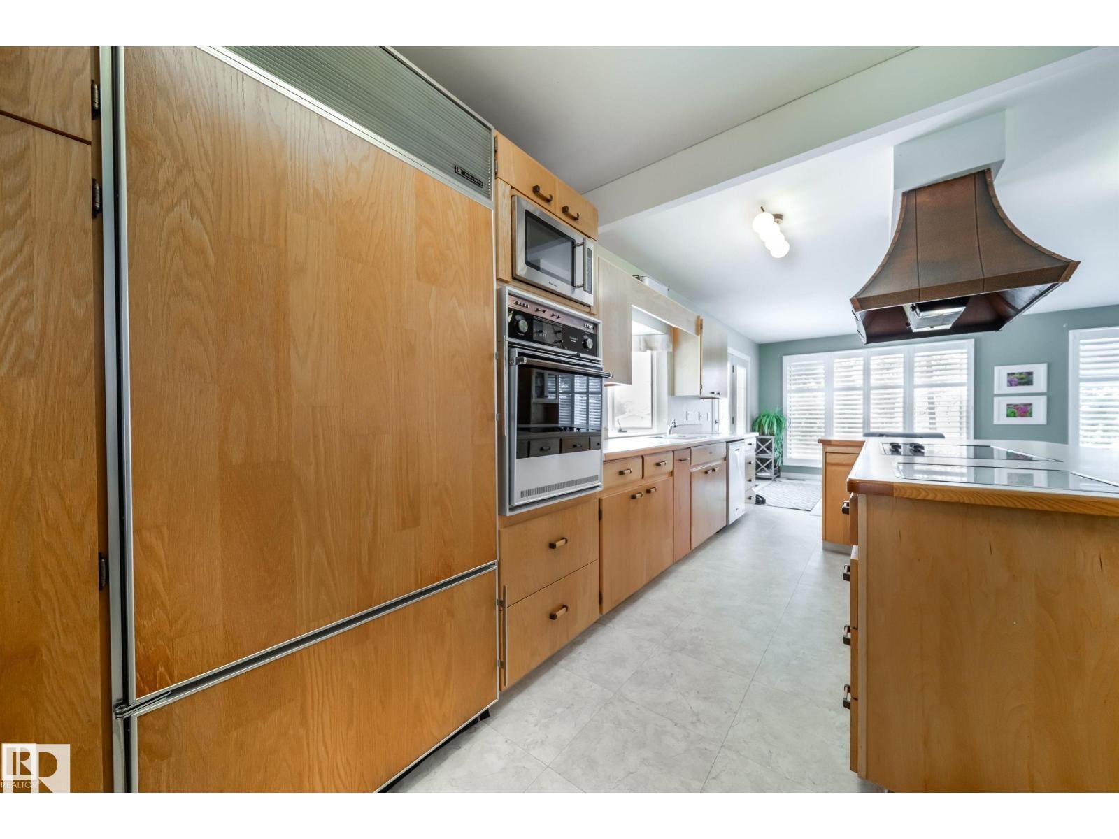 10231 46 St Nw Property Photo 14