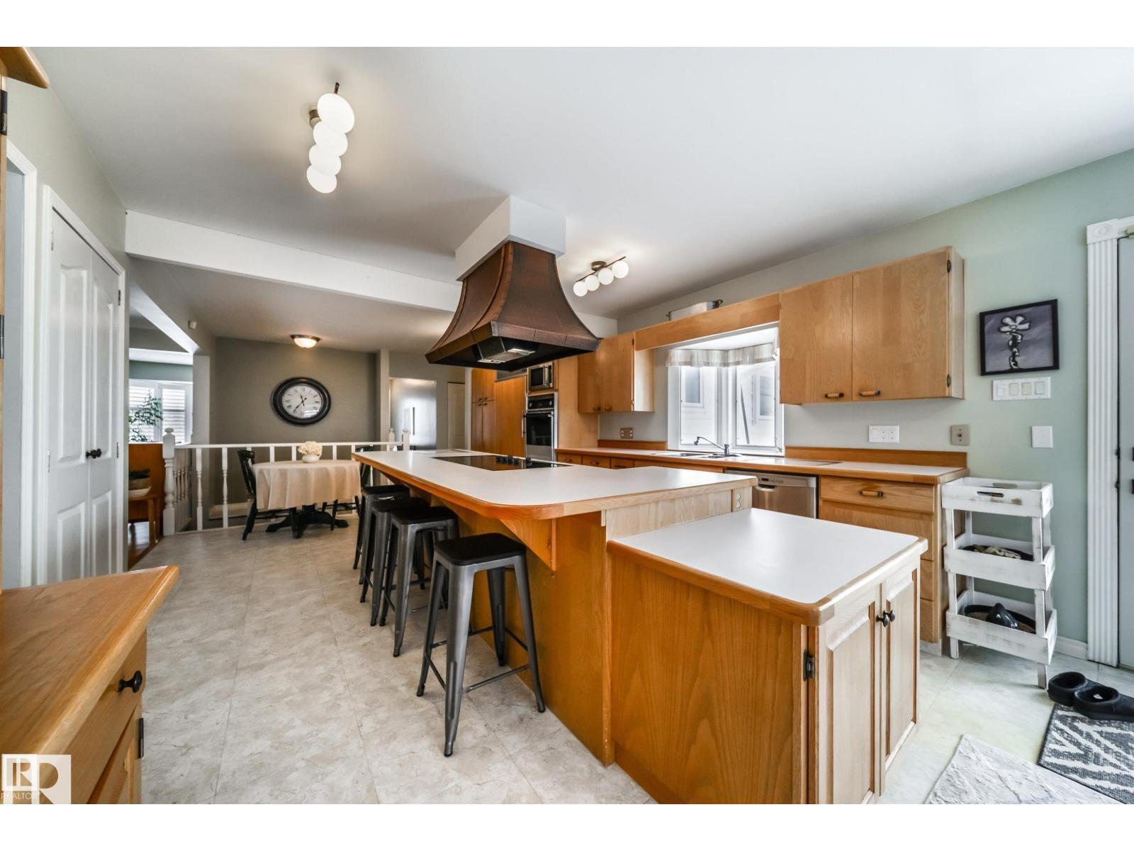 10231 46 St Nw Property Photo 18