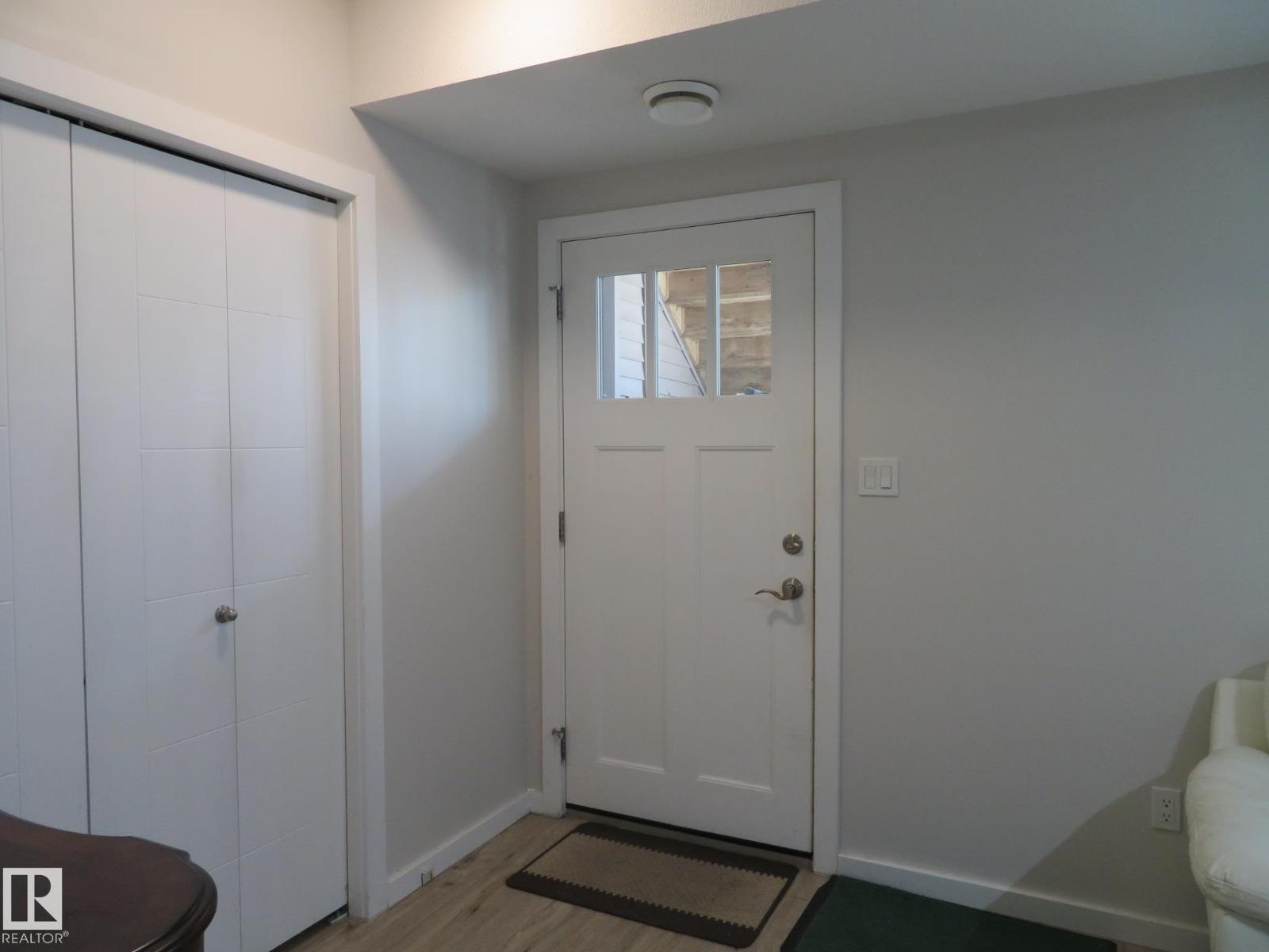 11840b 122 St Nw Property Photo 5