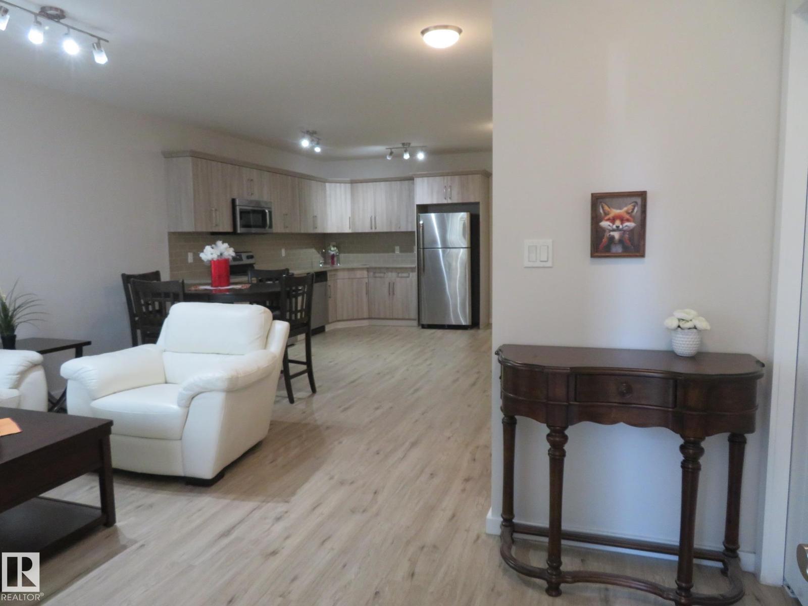 11840b 122 St Nw Property Photo 7