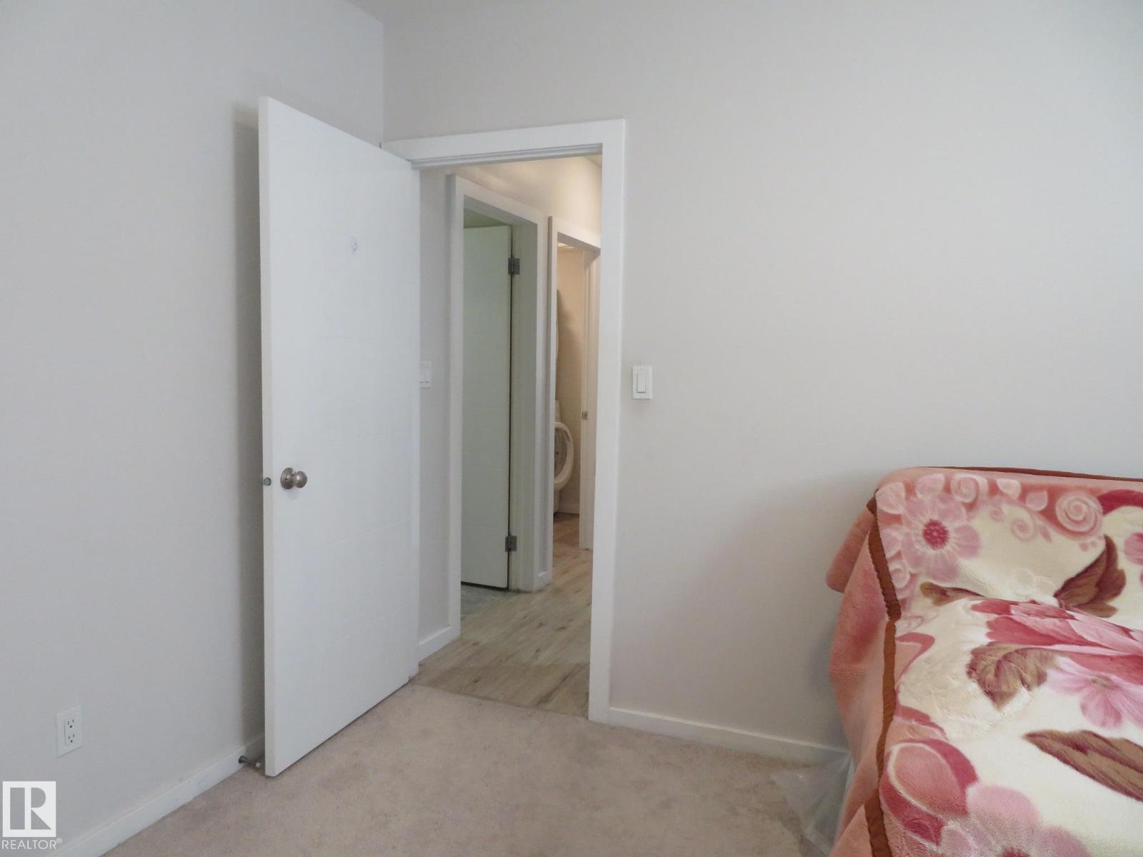 11840b 122 St Nw Property Photo 23