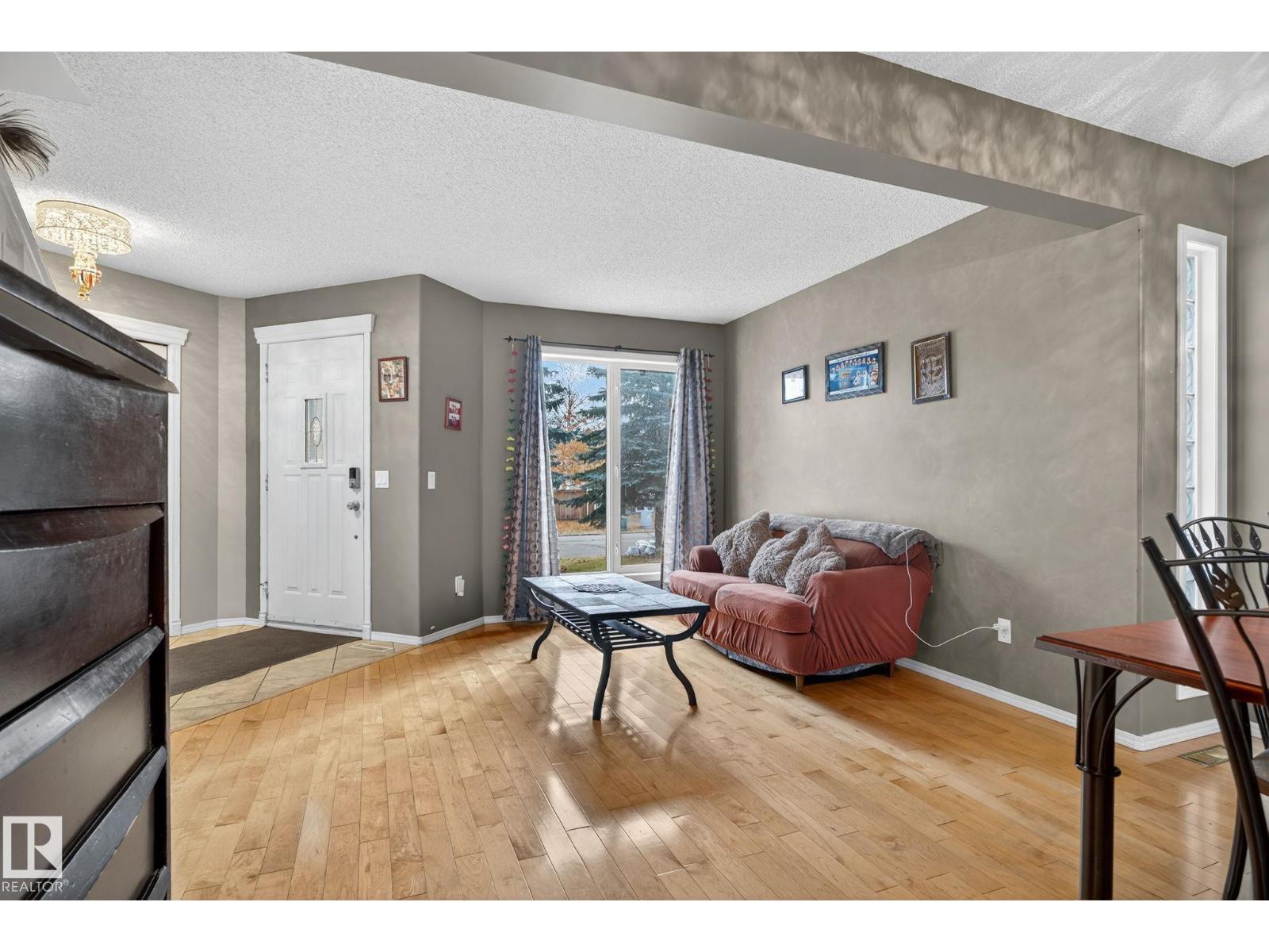 3912 31 St Nw Property Photo 10