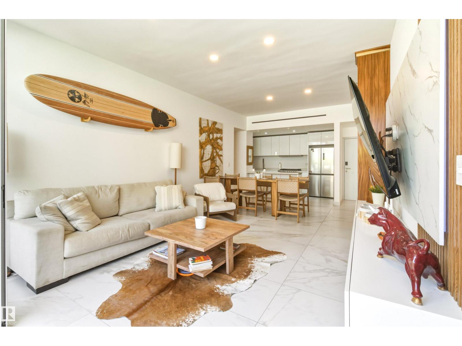 8 Pescador St Property Photo 11