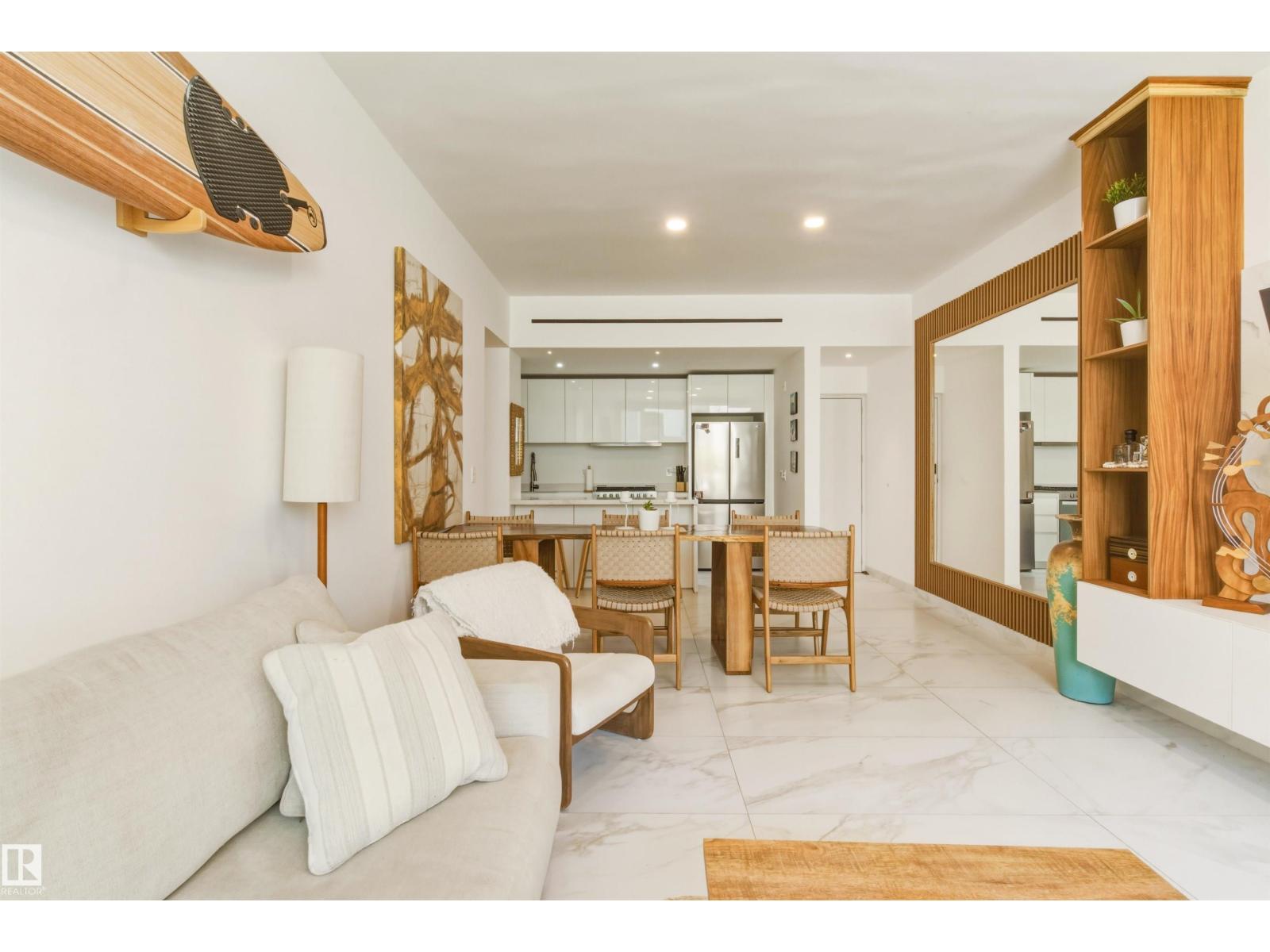 8 Pescador St Property Photo 12