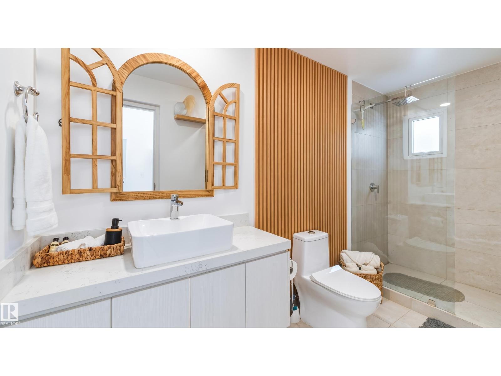 8 Pescador St Property Photo 15