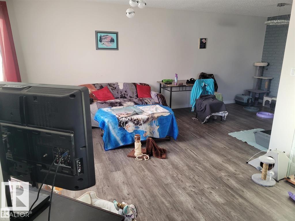 11616 152 Av Nw Property Photo 3