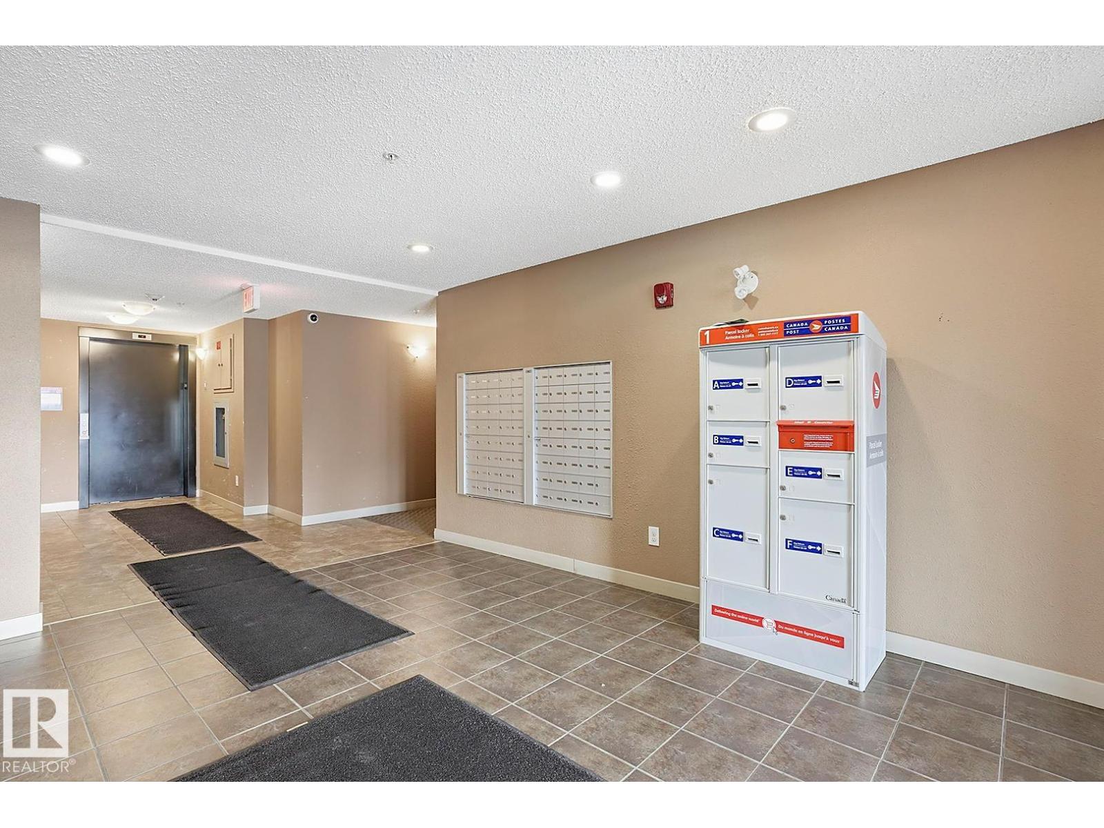 #109 11803 22 Av Sw Property Photo 2