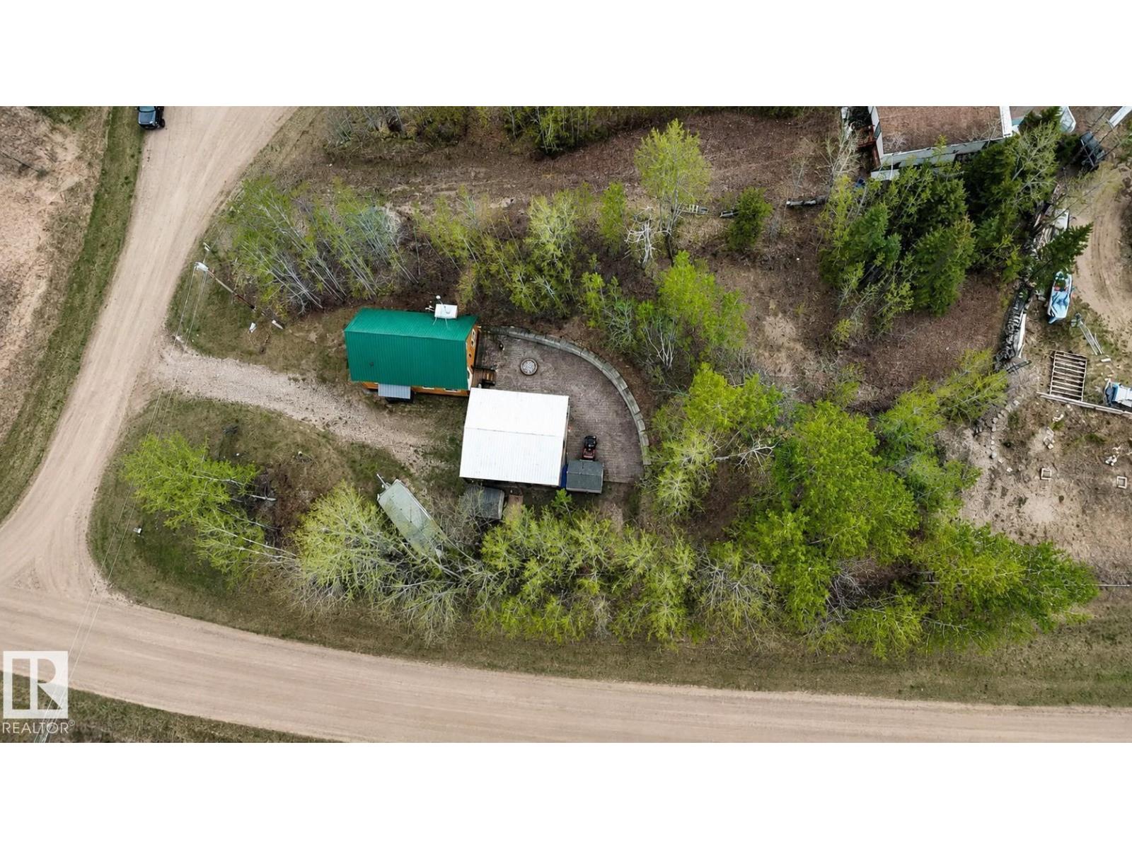 #11 54126 Rge Road 52 Property Photo 3