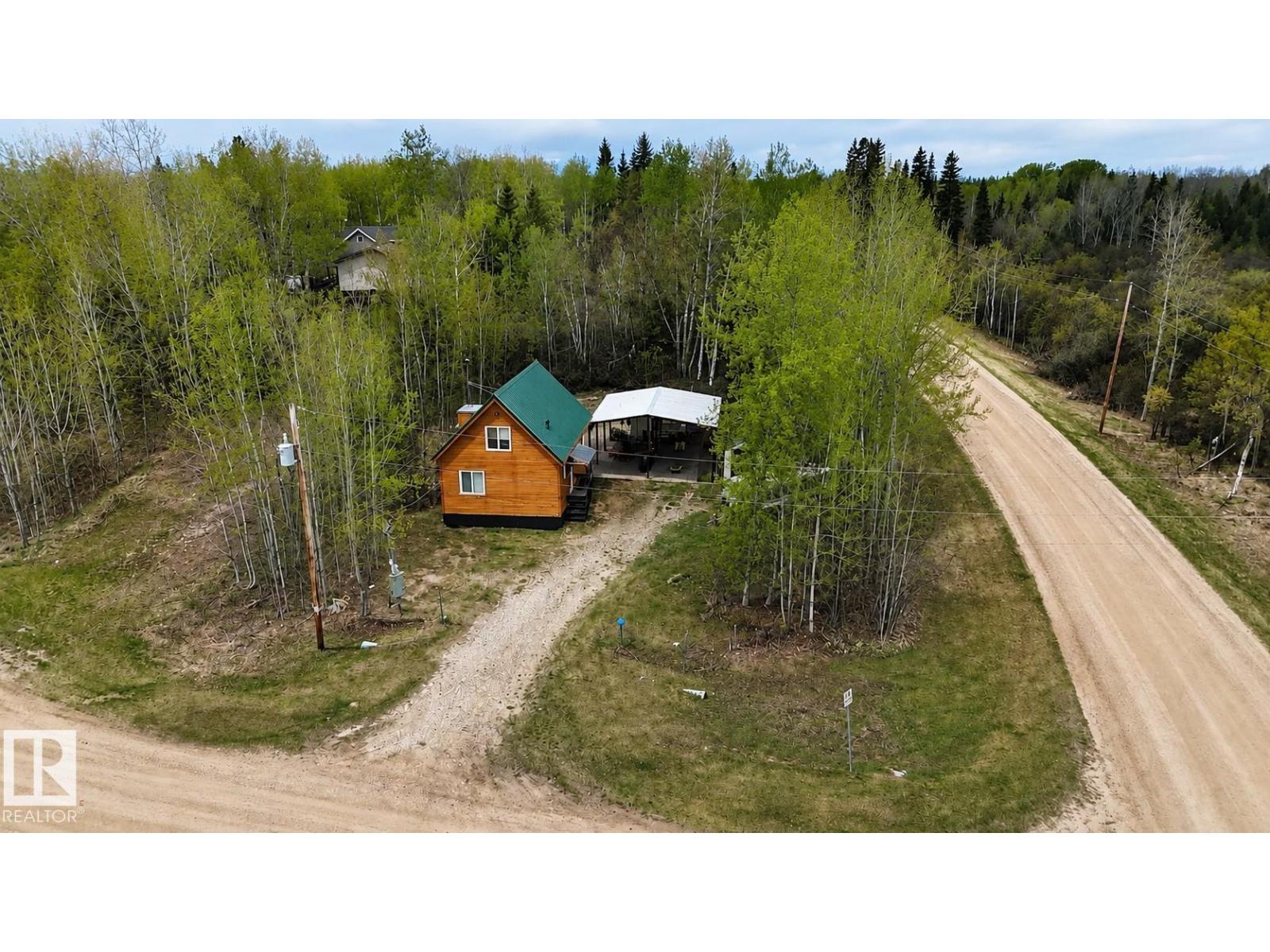 #11 54126 Rge Road 52 Property Photo 4
