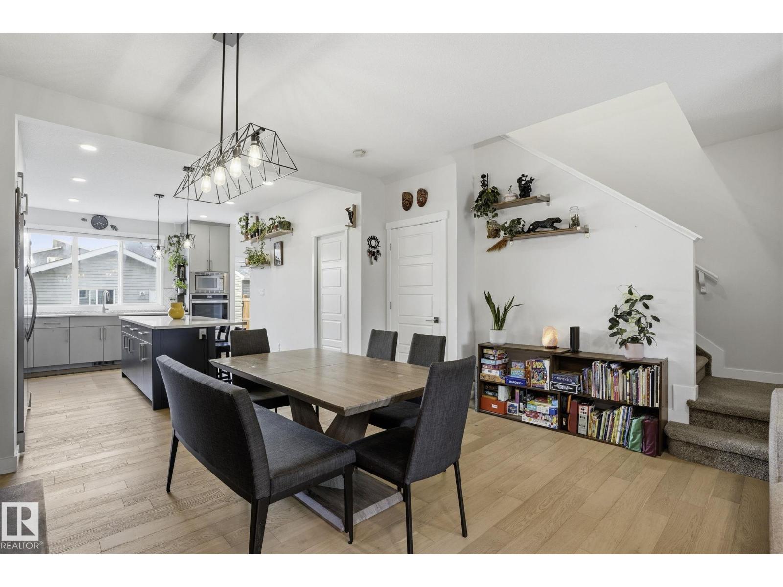 2116 159 St Sw Property Photo 8