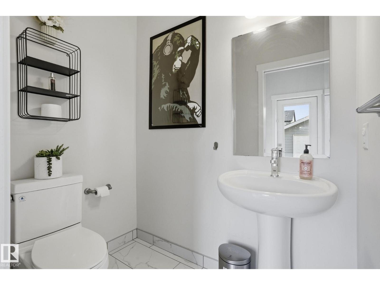 2116 159 St Sw Property Photo 15