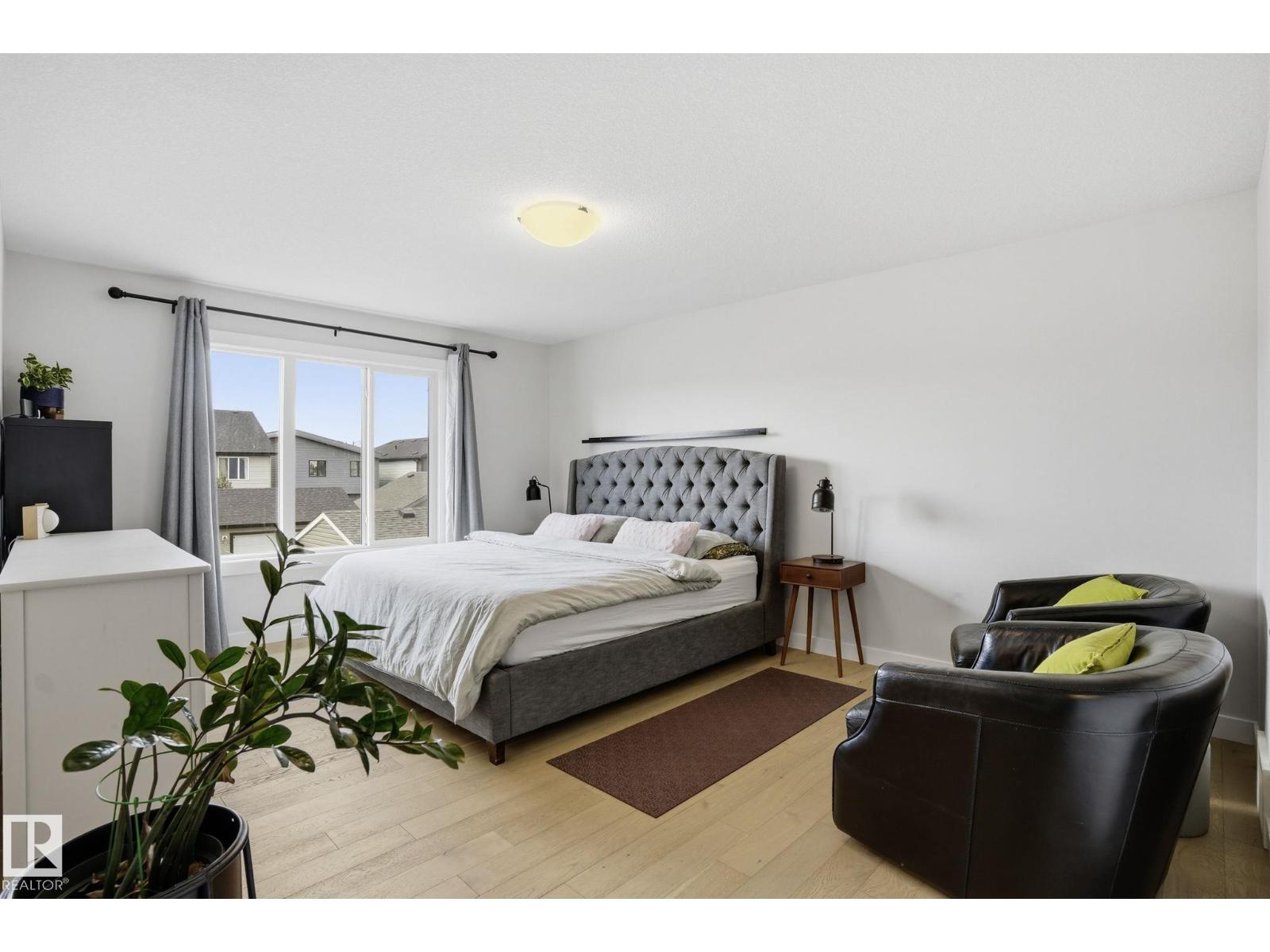 2116 159 St Sw Property Photo 16