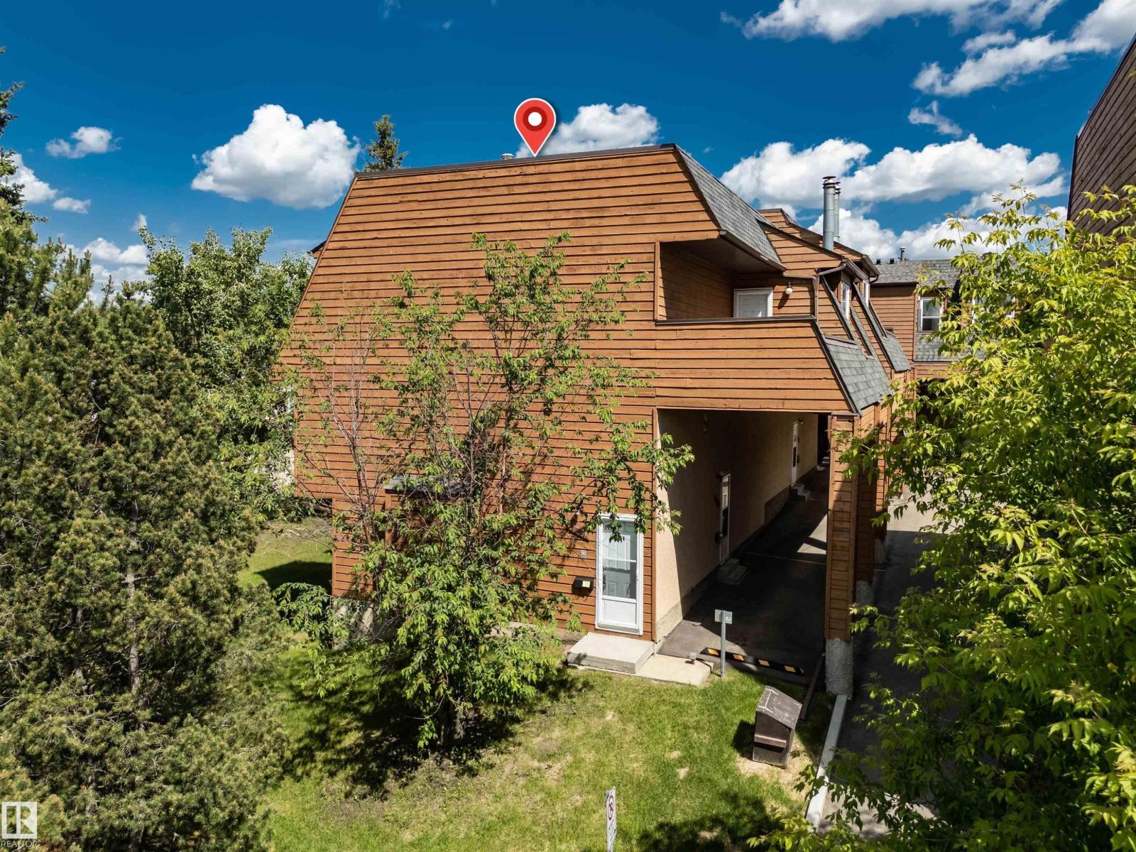 5953 40 Av Nw Property Photo 21