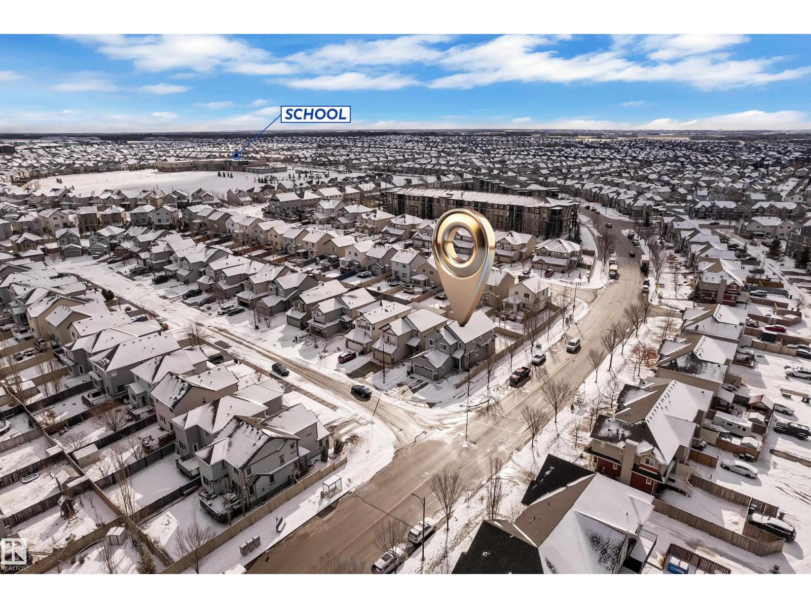 6159 12 Av Sw Property Photo 31