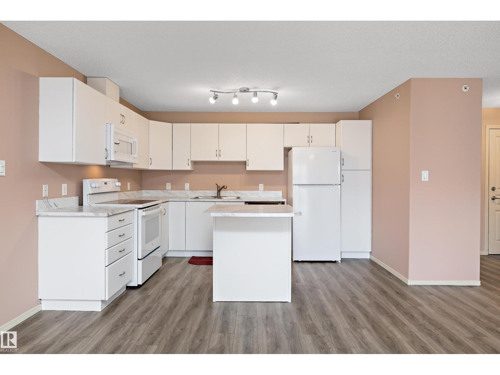 #406 16035 132 St Nw Property Photo 11