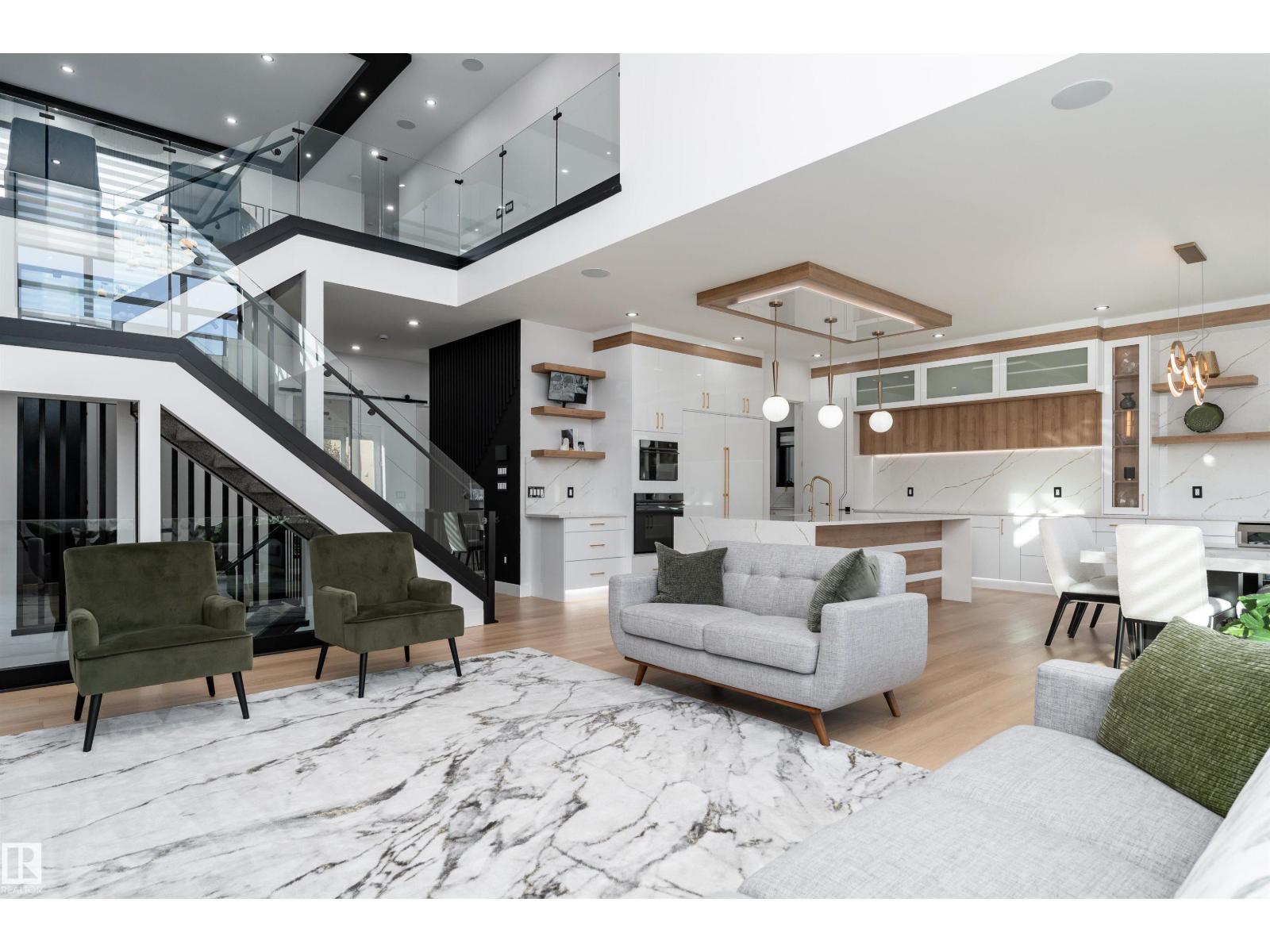16511 8 ST NE Property Photo 1