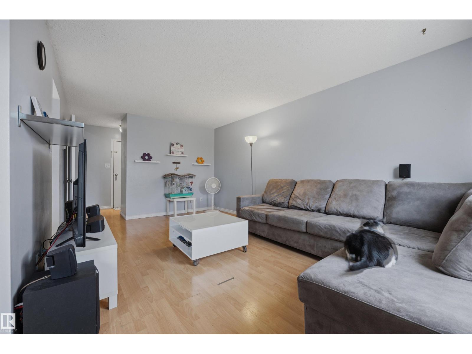 #3 18315 89 Av Nw Property Photo 5