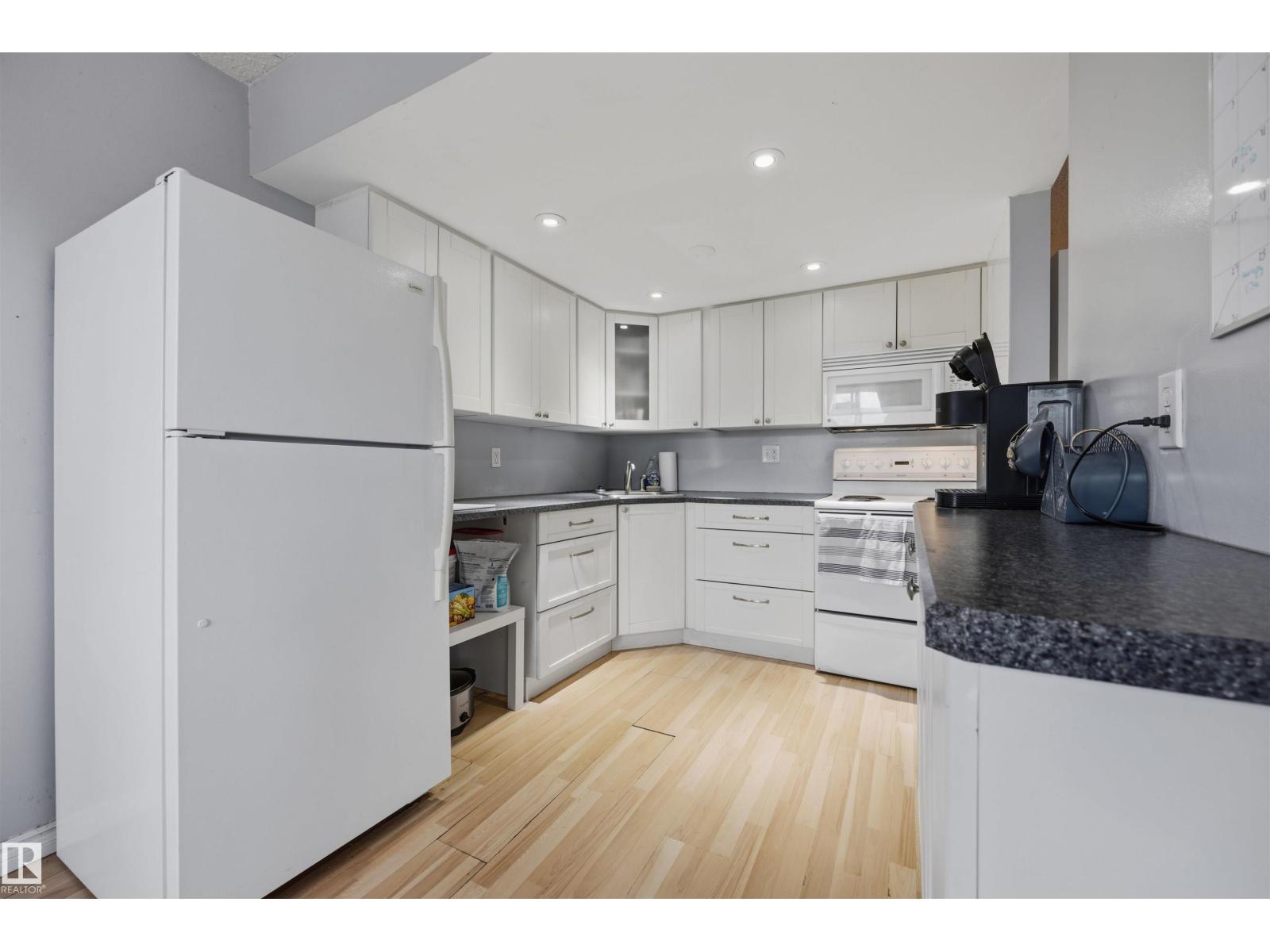 #3 18315 89 Av Nw Property Photo 10