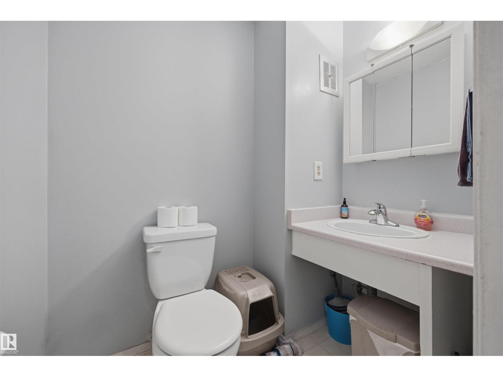 #3 18315 89 Av Nw Property Photo 16