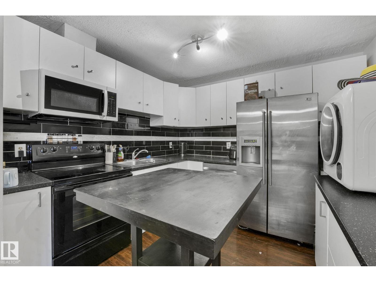 #a7 2808 116 St Nw Property Photo 13