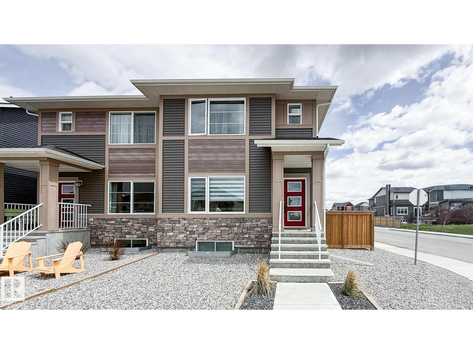 37 Emberside Link Property Photo 1