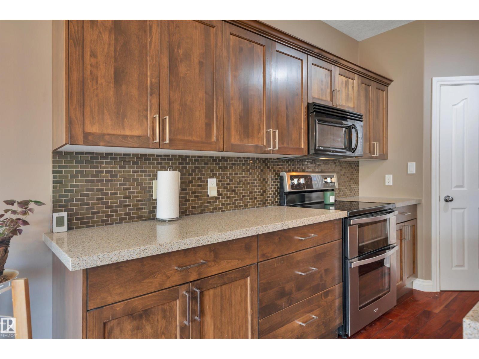 59 Wilkinson Pl Property Photo 28