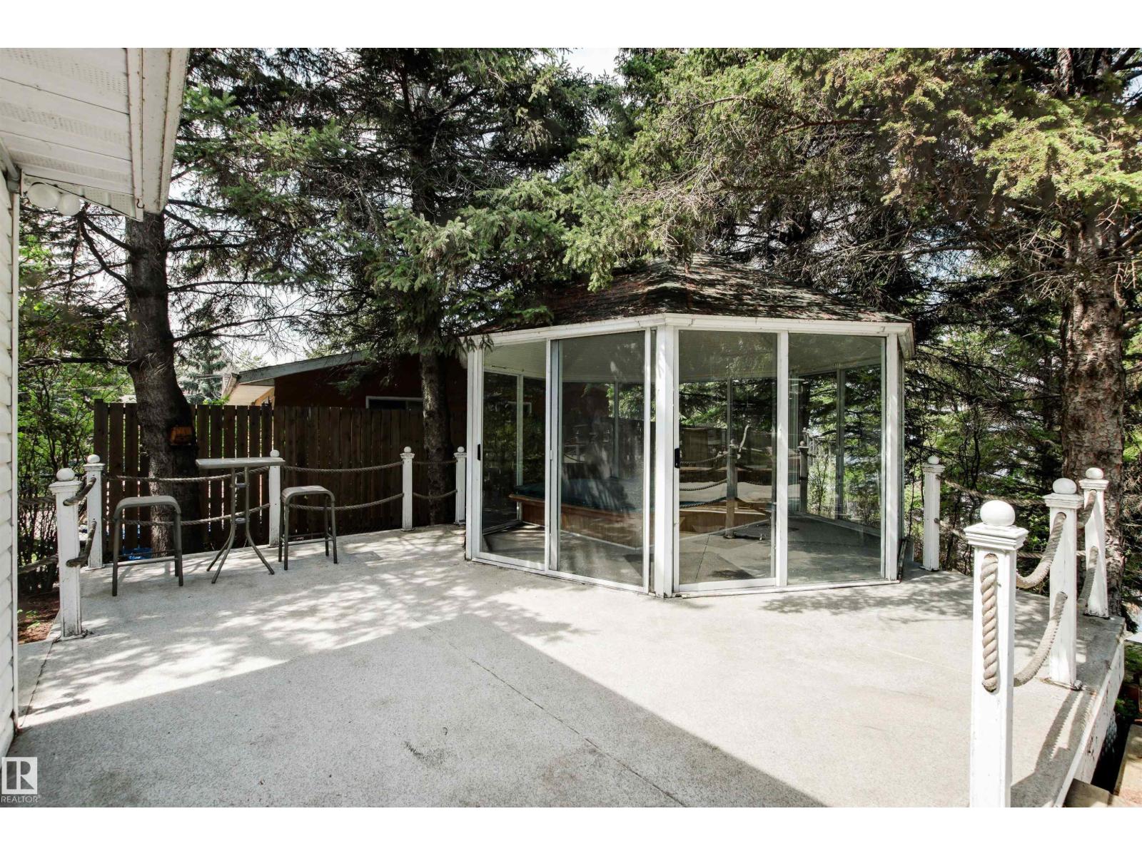 32 Marine Drive Property Photo 24