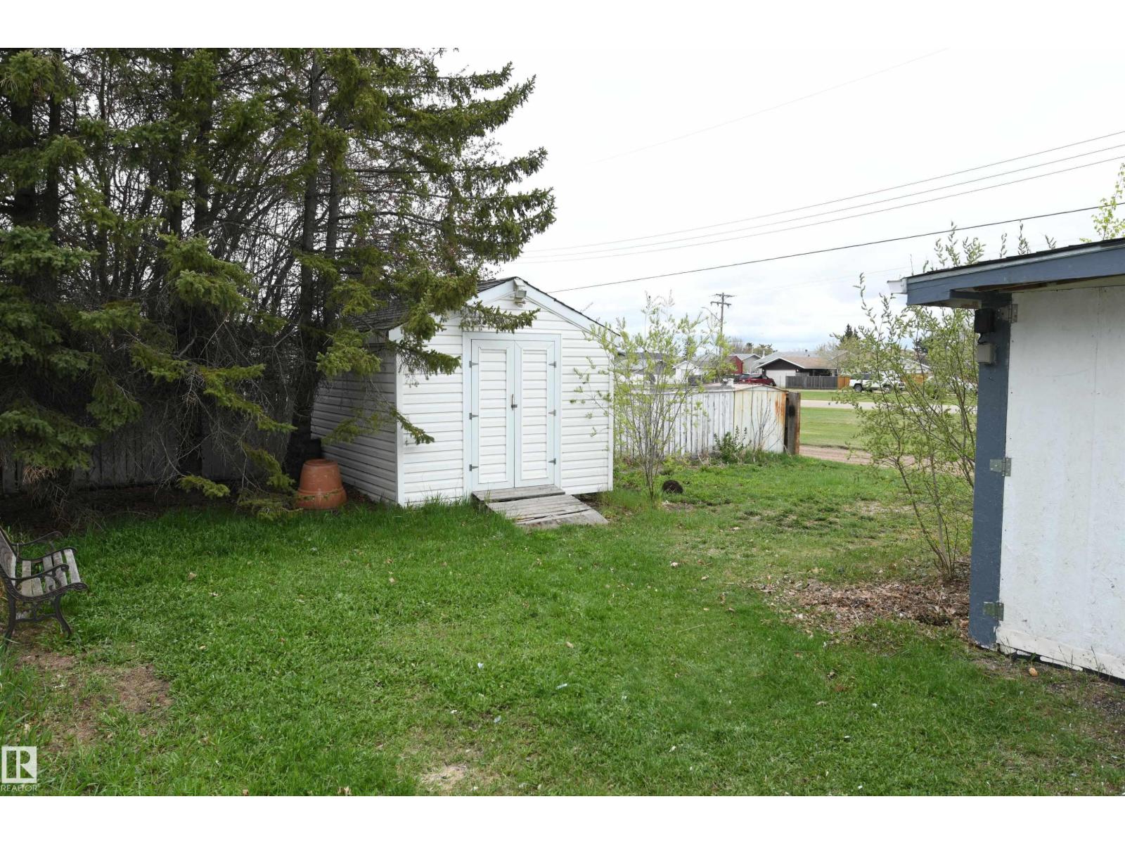 30 Prince Dr Property Photo 4